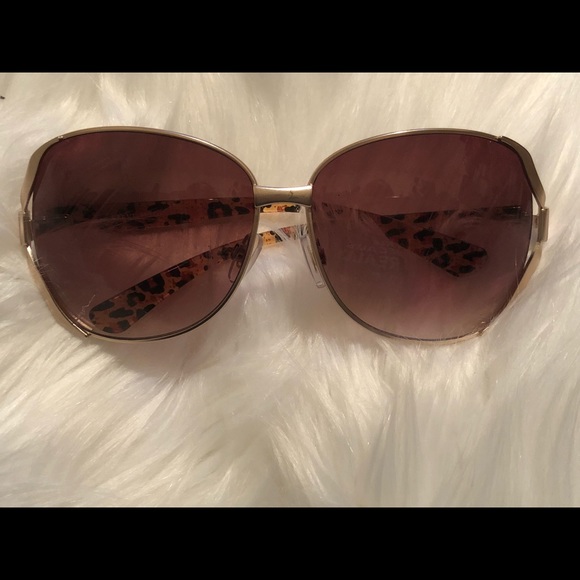 Steve Madden sunglasses - Picture 1 of 5